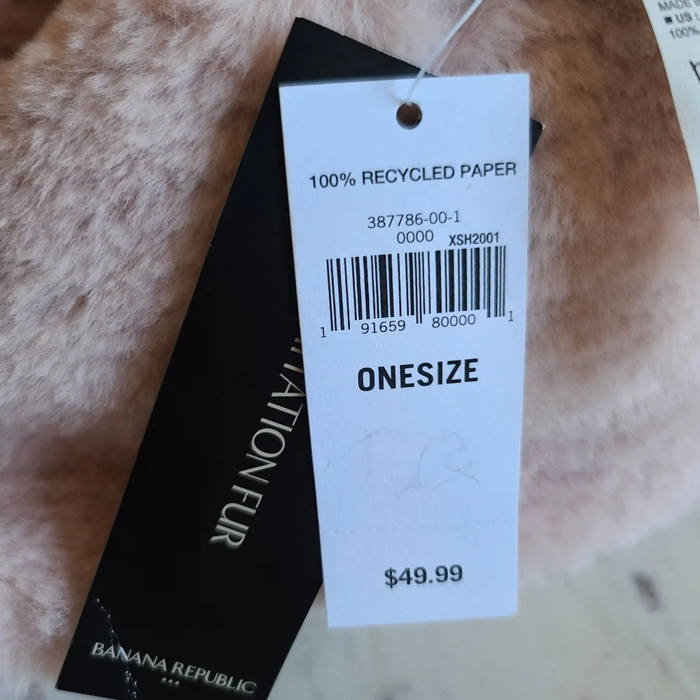 NWT Banana Republic Factory Blush Pink Imitation Fur Circle Scarf Cowl